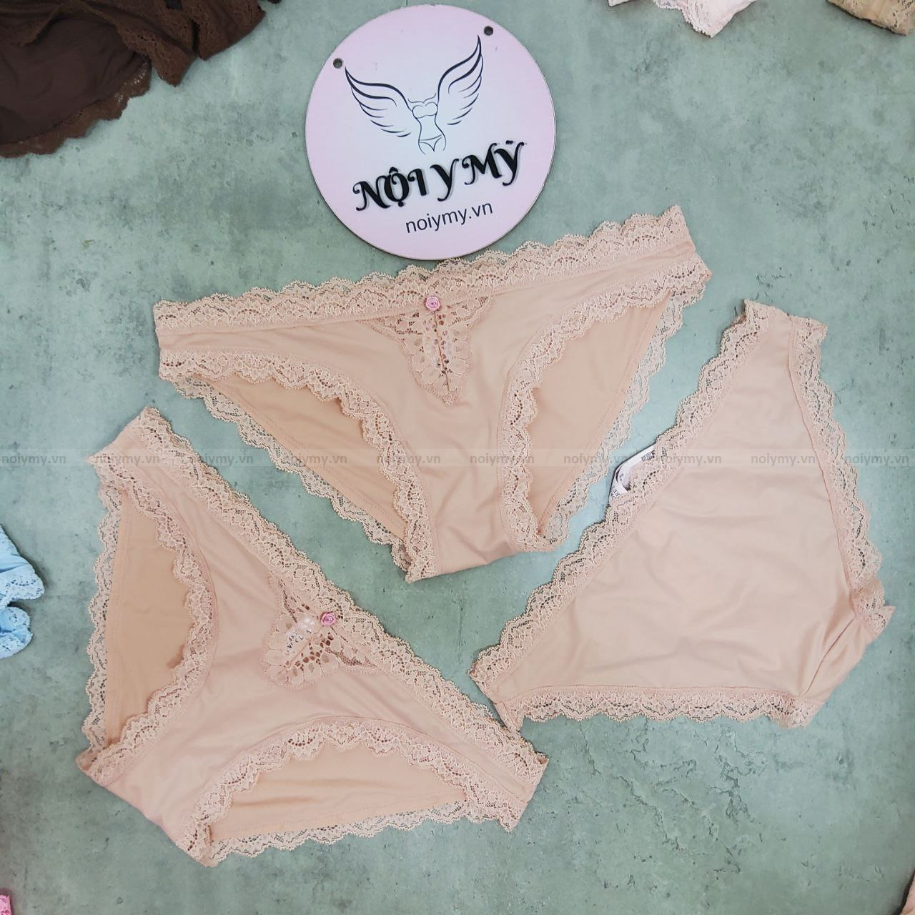 Quần lót Victoria Secret bikini thun lạnh phối ren màu da hồng 424223ser