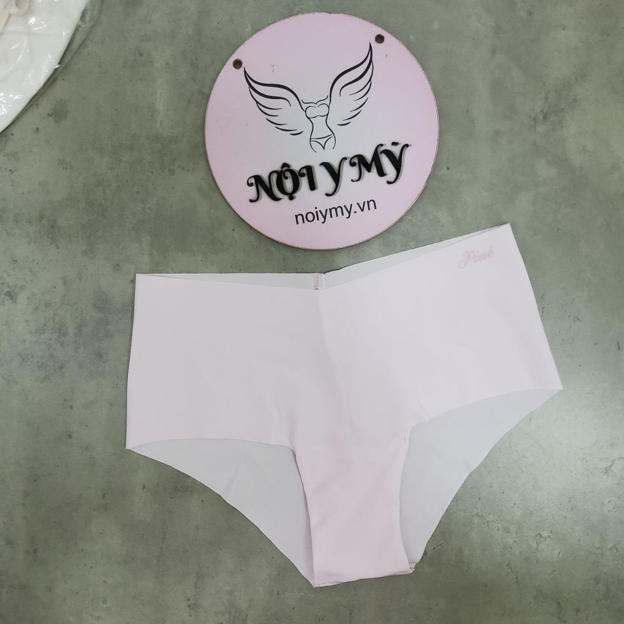 quần lót pink