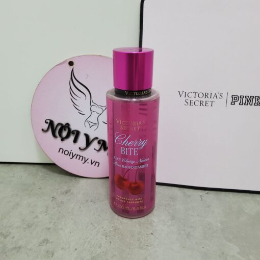 Xịt thơm toàn thân VICTORIA’S SECRET Cherry Bite Body mist