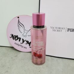 Xịt thơm toàn thân VICTORIA’S SECRET Cherry Milkshake Fragrance Mist
