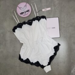 Jumsuite Victoria's Secret lụa phối ren đen màu trắng 427616q9z