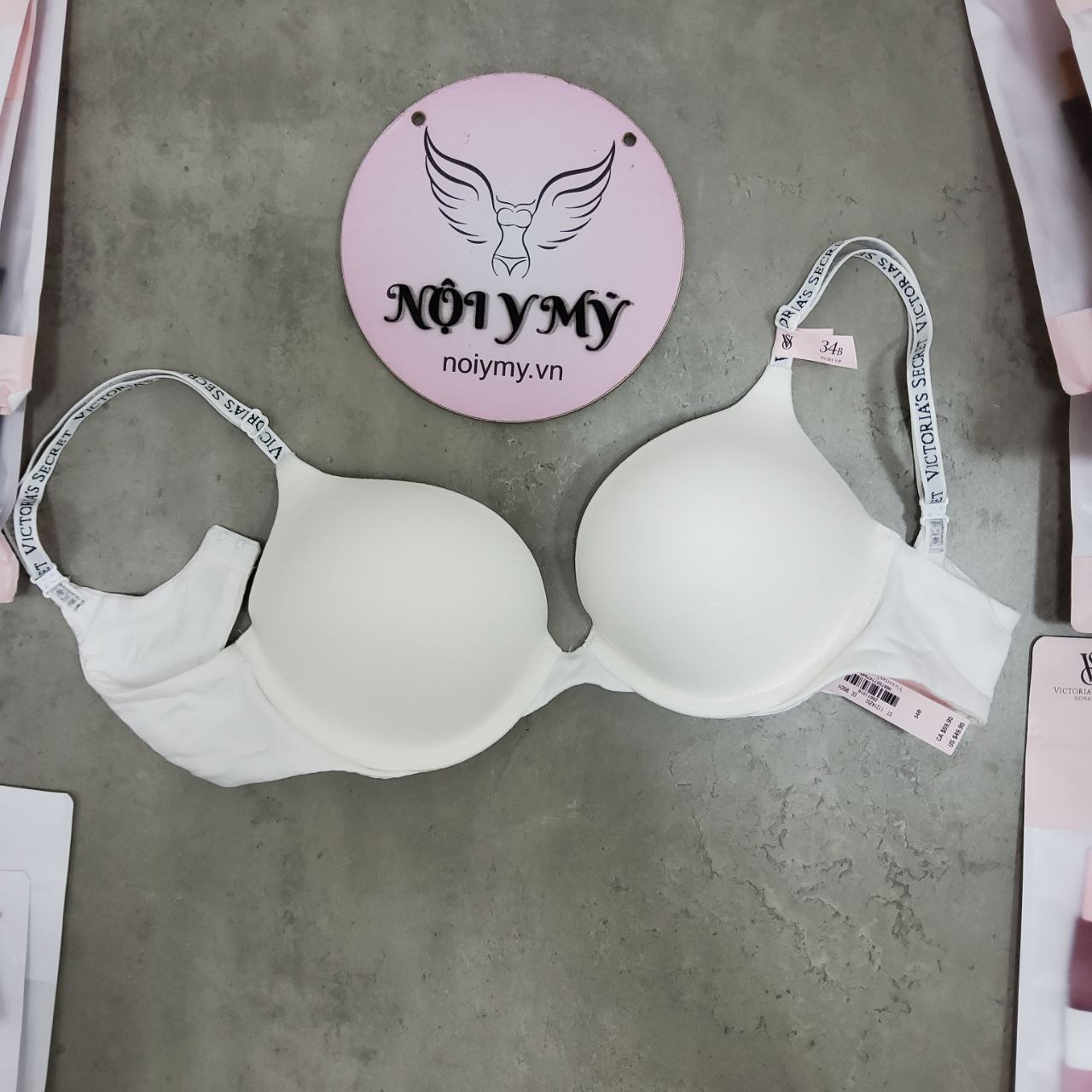 Áo lót Victoria Secret T-shirt bombshell thun cotton màu trắng 317082qbf
