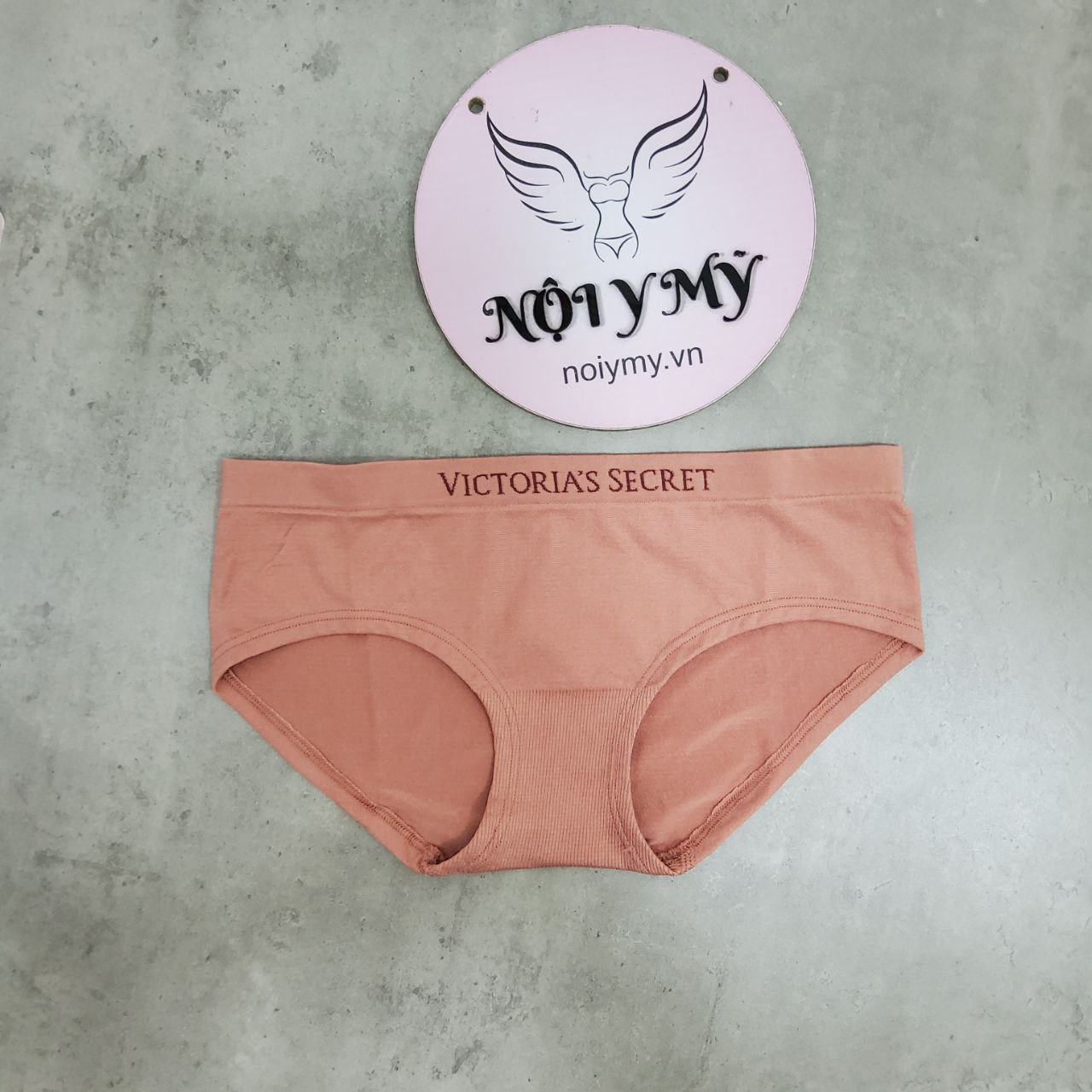 Quần lót Victoria’s Secret nguyên mông thun seamless màu cam nude 430899