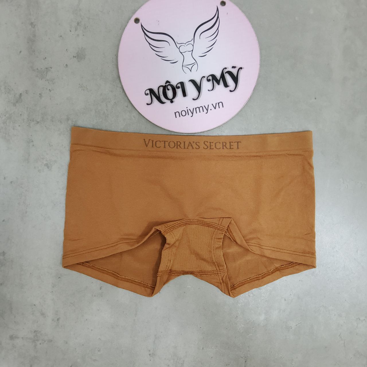 Quần lót Victoria Secret short seamless màu vàng bò 430900