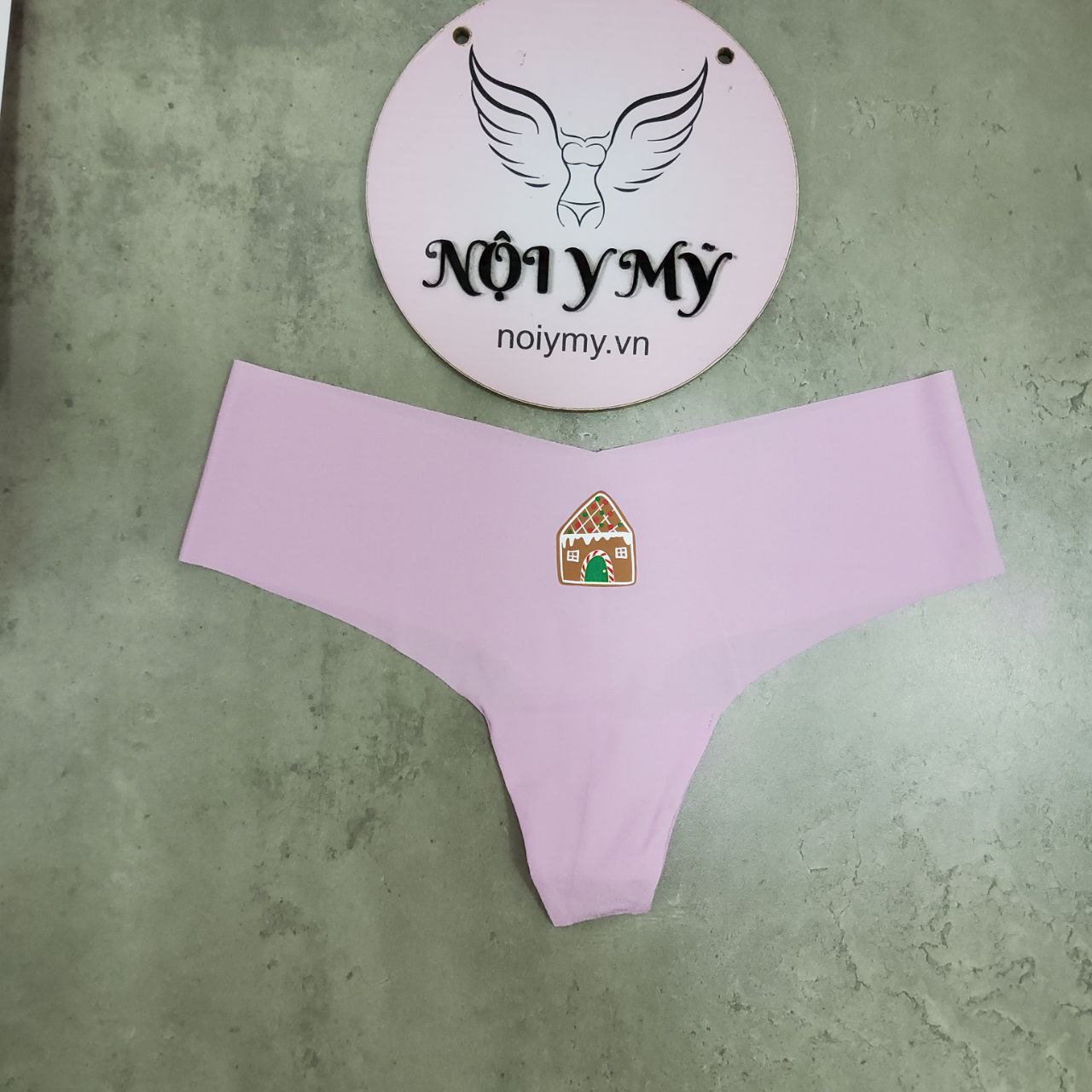 Quần lót Pink lọt khe thun lạnh không viền màu hồng hoạ tiết 416223