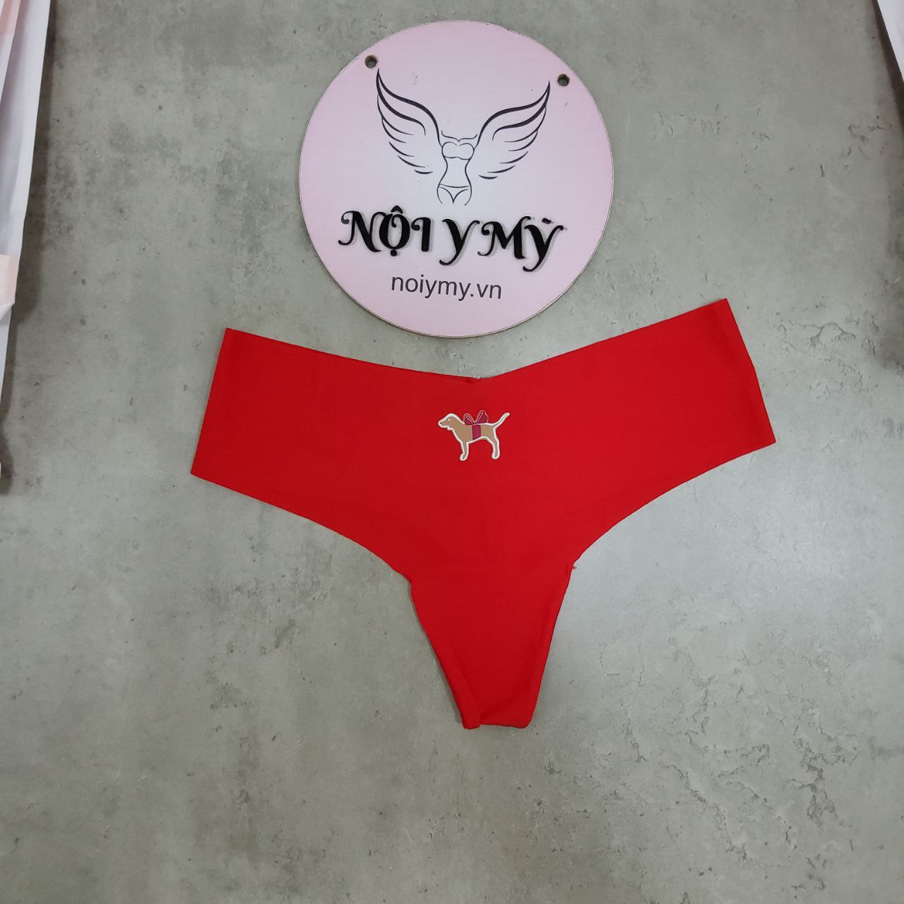 Quần lót Pink lọt khe thun lạnh không viền màu đỏ hoạ tiết 416223