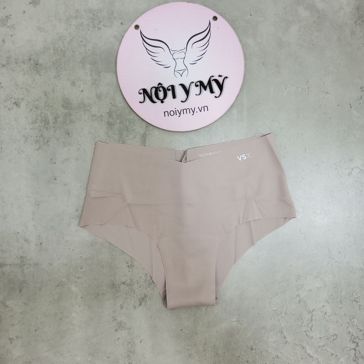 Quần lót Victoria Secret nửa mông thun lạnh không viền màu nâu VSX 423369 (Sao chép)