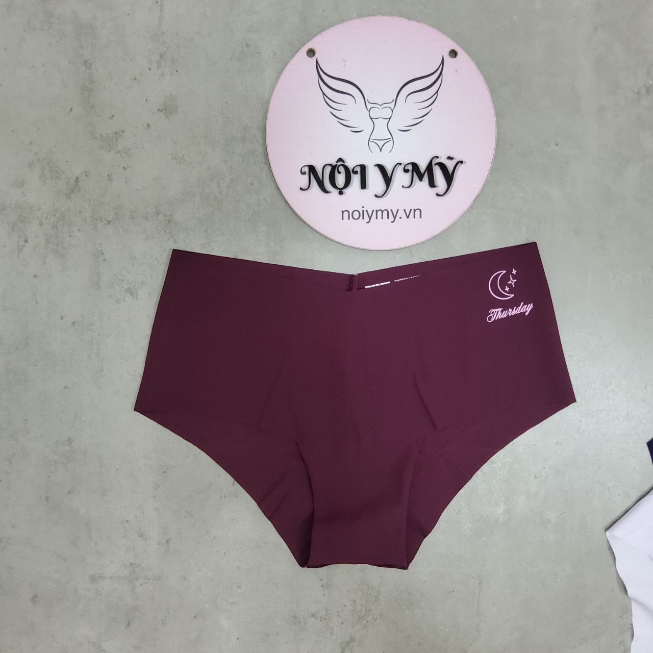 Quần lót Pink nửa mông thun lạnh không viền màu tím rượu thursday 416227