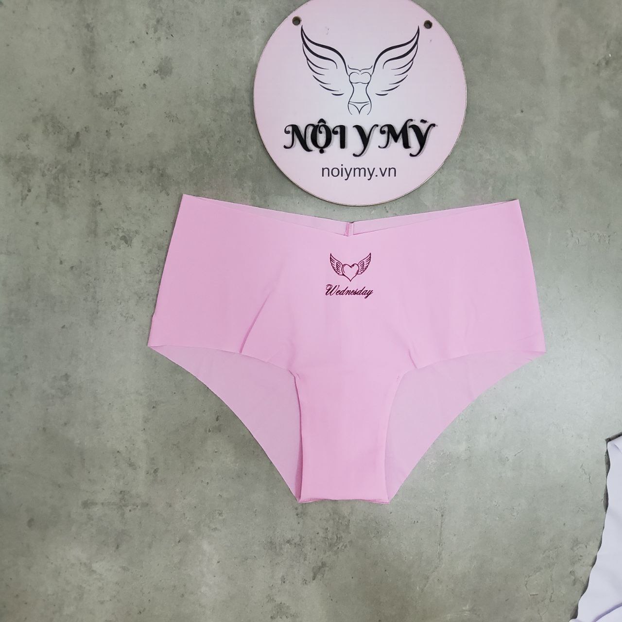 Quần lót Pink nửa mông thun lạnh không viền màu hồng wednesday 416227