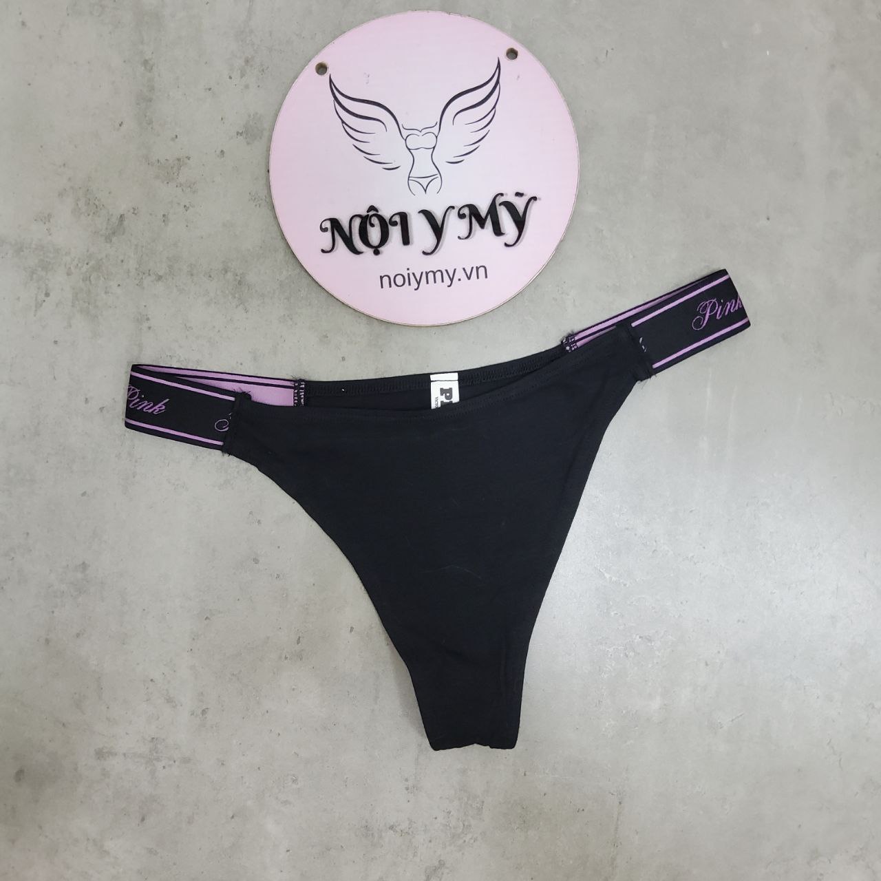 Quần lót Pink lọt khe thun cotton lưng logo màu đen 416218qb4c (Sao chép)