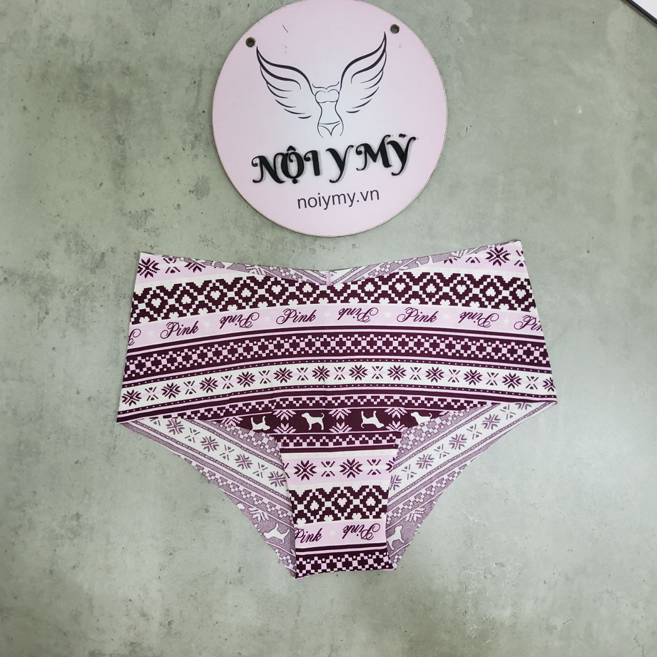 Quần lót Pink nửa mông thun lạnh không viền màu hồng hoạ tiết 416277