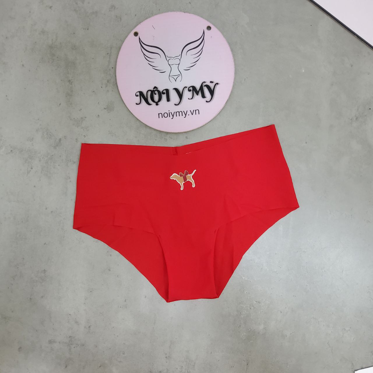 Quần lót Pink nửa mông thun lạnh không viền màu đỏ hoạ tiết 416277