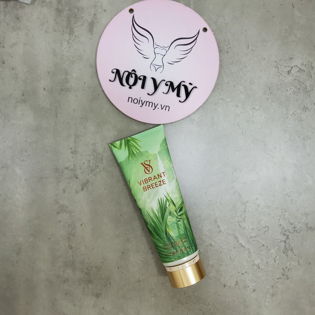 Body Lotion Victoria Secret Vibrant Breeze