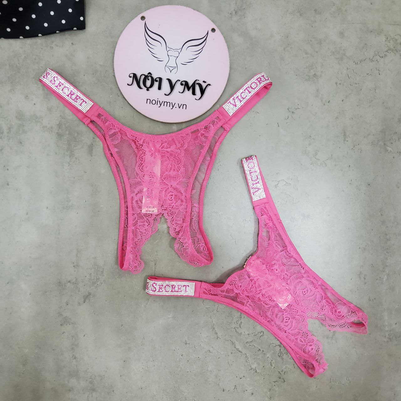 Quần lót Victoria Secret nửa mông ren hở đáy dây đính đá màu hồng 418804qax