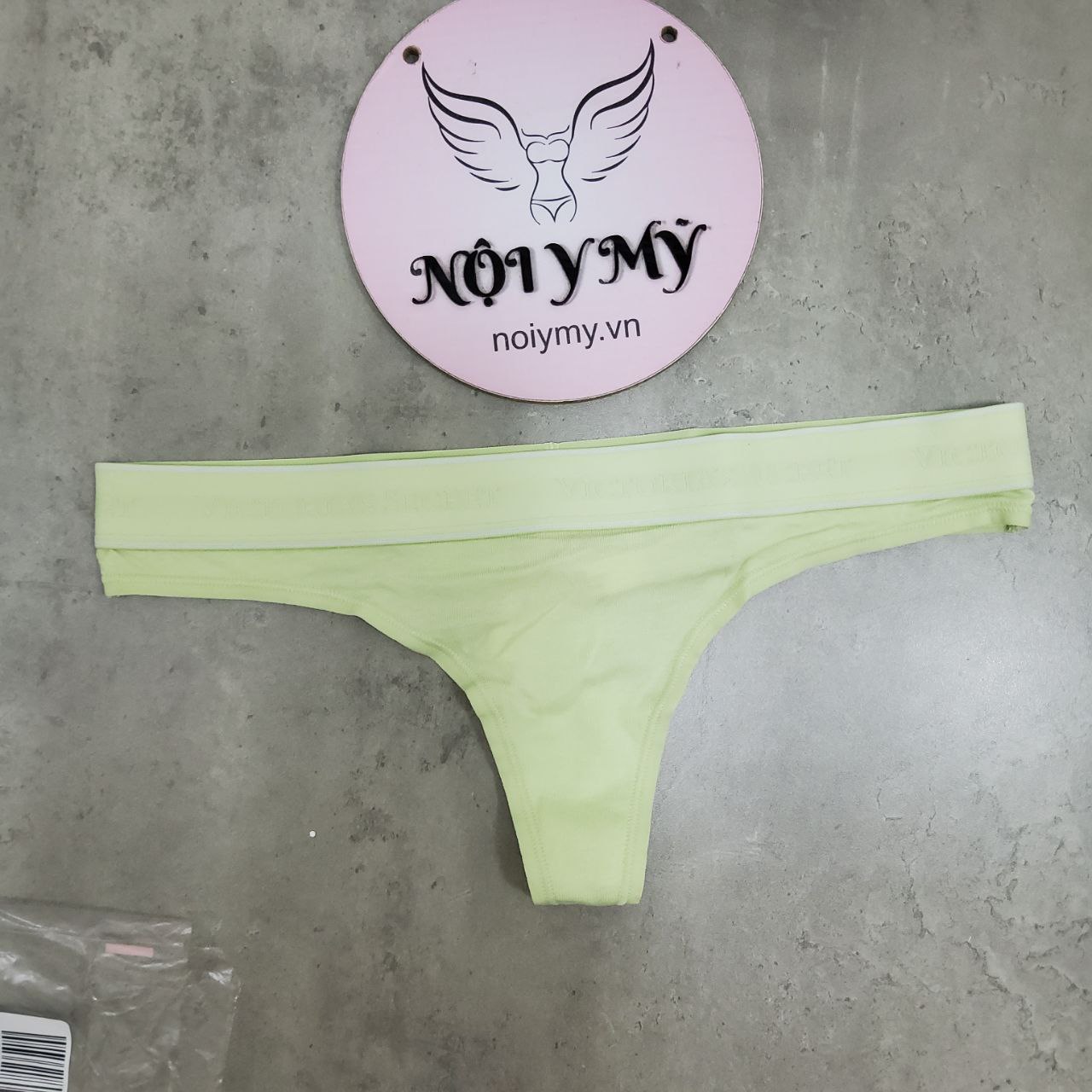 Quần lót Victoria Secret lọt khe thun cotton lưng logo màu xanh lá 415830qfz (Sao chép)