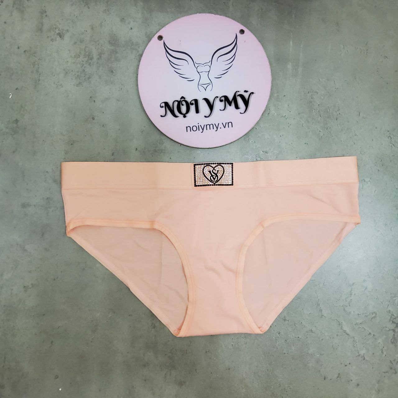 Quần lót Victoria’s Secret nguyên mông thun cotton lưng logo đính đá màu cam 431585qky
