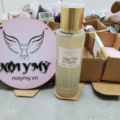 Xịt thơm toàn thân VICTORIA’S SECRET Whipped Sugar & Milk Fragrance Mist
