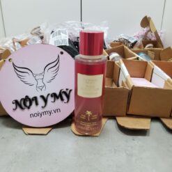 Xịt thơm toàn thân VICTORIA’S SECRET Pure Seduction Vacation Fragrance Mist