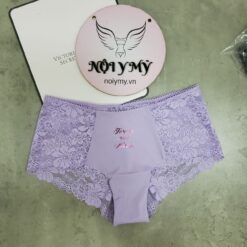 Quần lót Pink nửa mông thun lạnh phối ren màu tím chữ nhũ 430817qbu