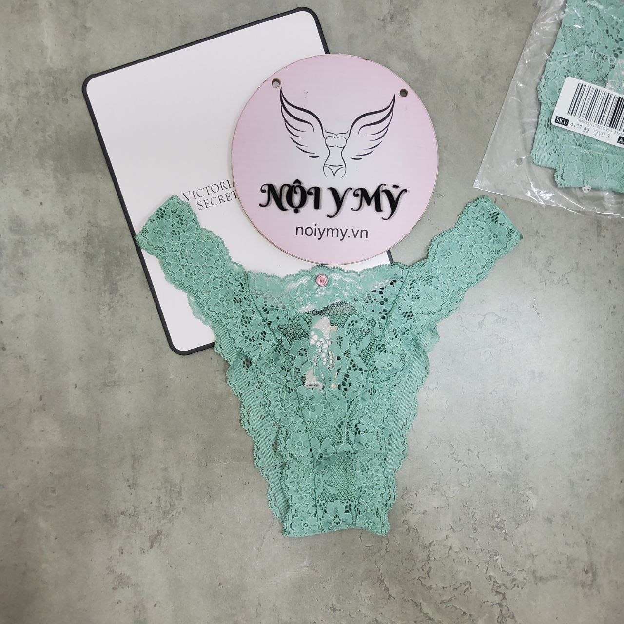 Quần lót Victoria Secret nửa mông ren lưng cao màu xanh ngọc 417745qv9