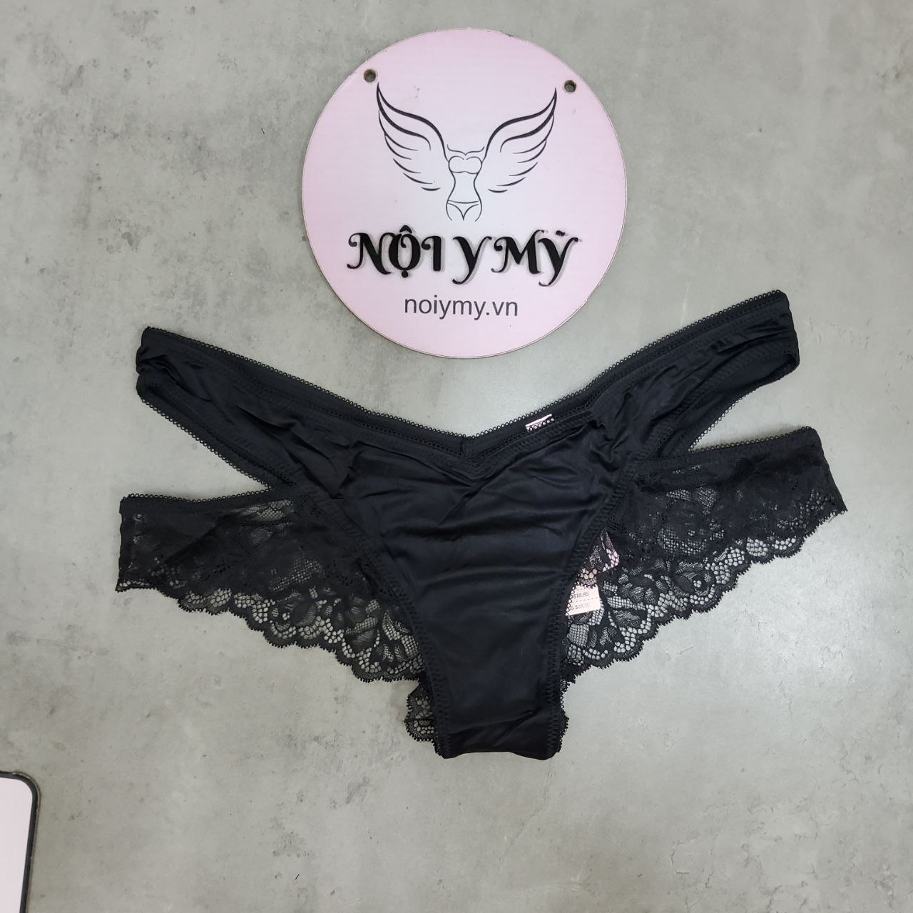 Quần lót Victoria Secret nửa mông thun lạnh phối ren màu đen 433431qb4