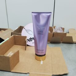 Sữa dưỡng thể nước hoa có nhũ Love Spell Shimmer Fragrance Lotion