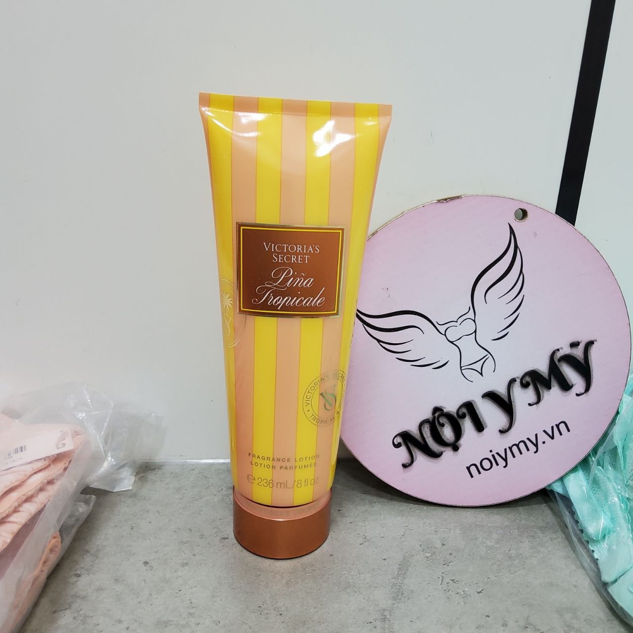Sữa dưỡng thể nước hoa Sheer Love Fragrance Lotion