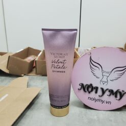 Sữa dưỡng thể nước hoa có nhũ Velvet Petals Shimmer Fragrance Lotion (Sao chép)
